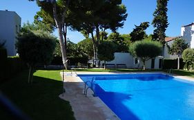 Piso Muy Moderno Para 4 Personas Y Una Cuna A 7 Min Caminando A La Playa, Con Aire, Balcon Con Vistas Y 2 Piscinas
