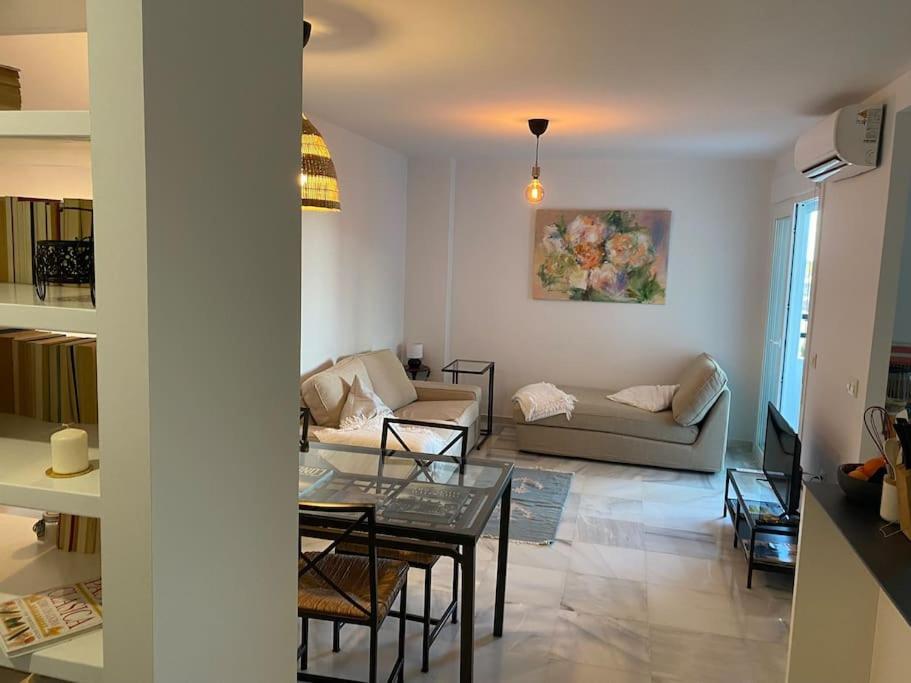 Piso Muy Moderno Para 4 Personas Y Una Cuna A 7 Min Caminando A La Playa, Con Aire, Balcon Con Vistas Y 2 Piscinas El Puerto de Santa María Exterior foto